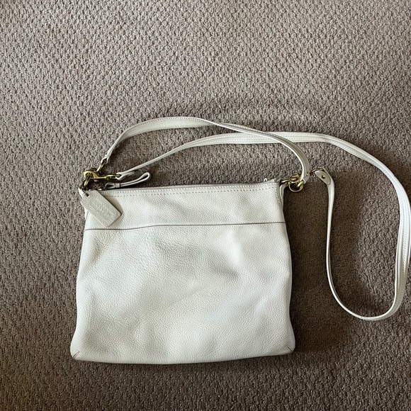 Coach Poppy Perri Hippie - Picture 1 of 10